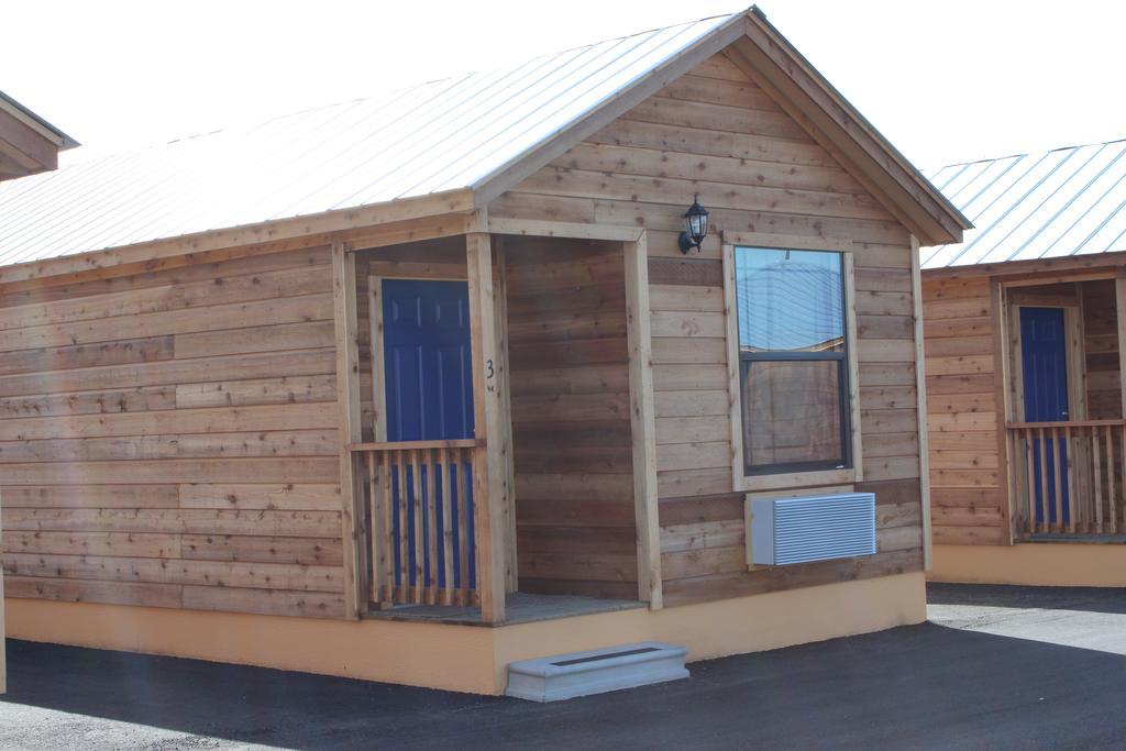 4K Lodges Poth Esterno foto